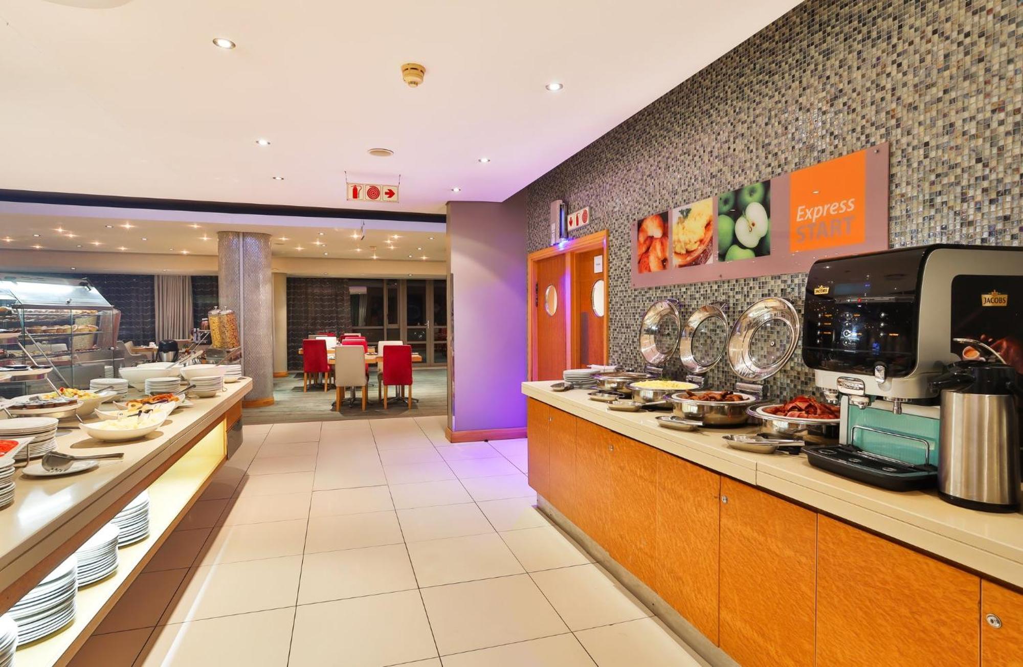 Hotel Express - Umhlanga By Ihg 3*